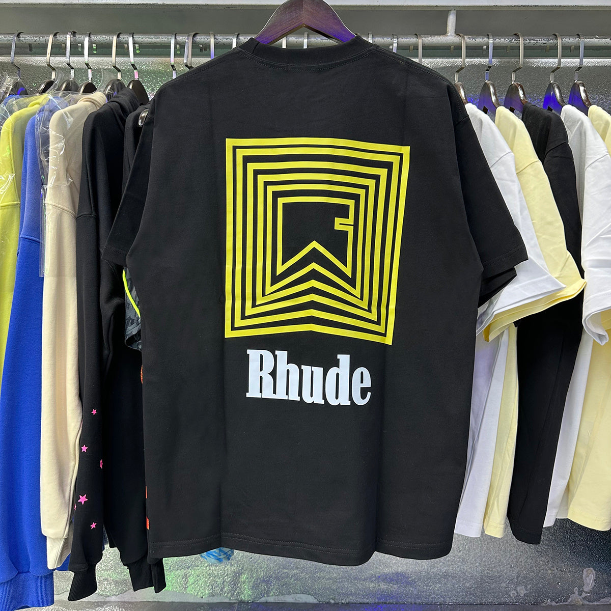 Rhude T-shirts Chevron Logo Repeat