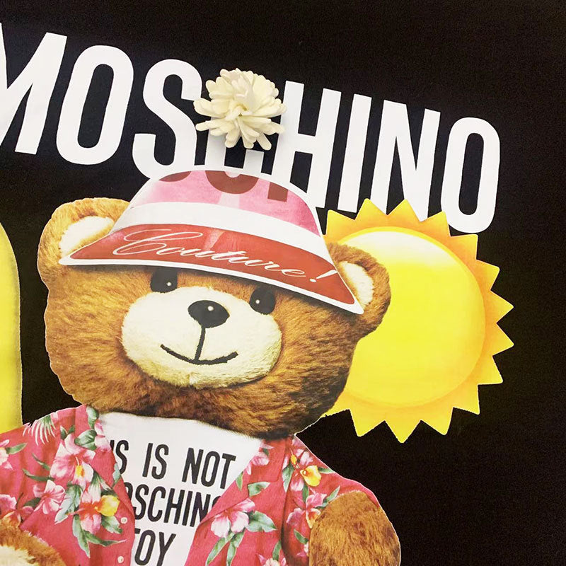 Moschino T-shirt T-shirt Round Neck Pullover Loose