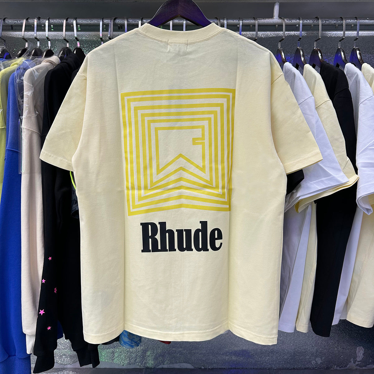 Rhude T-shirts Chevron Logo Repeat